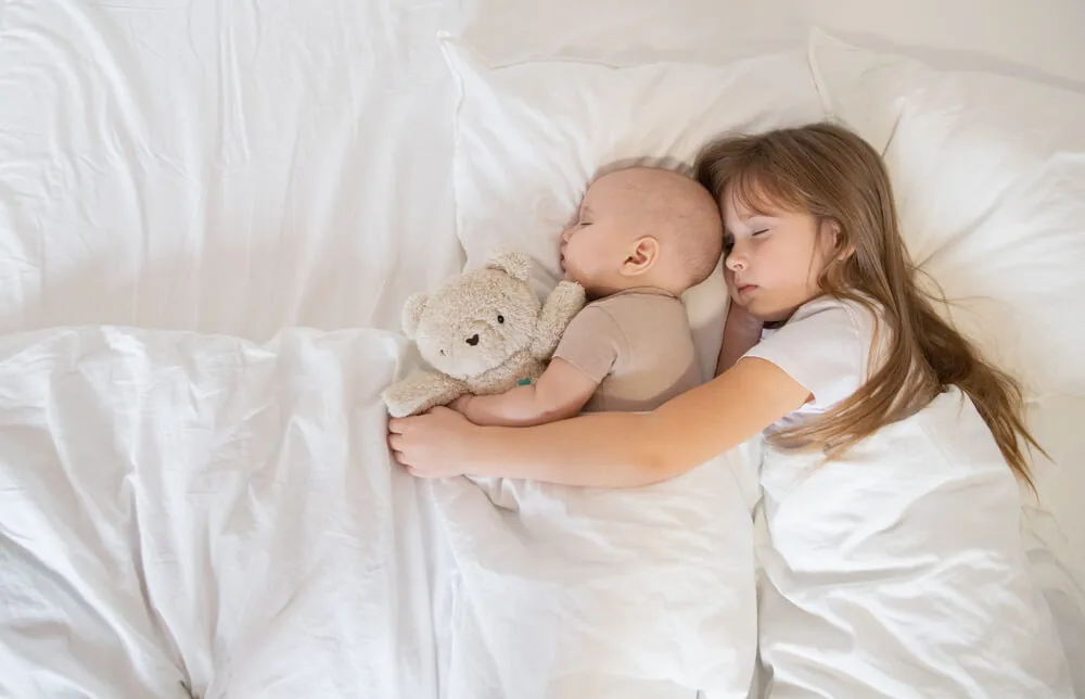 Réponse aux pleurs de bébé : Comment MyHummy 5en1 avec fonction lumière s'adapte aux besoins du tout-petit