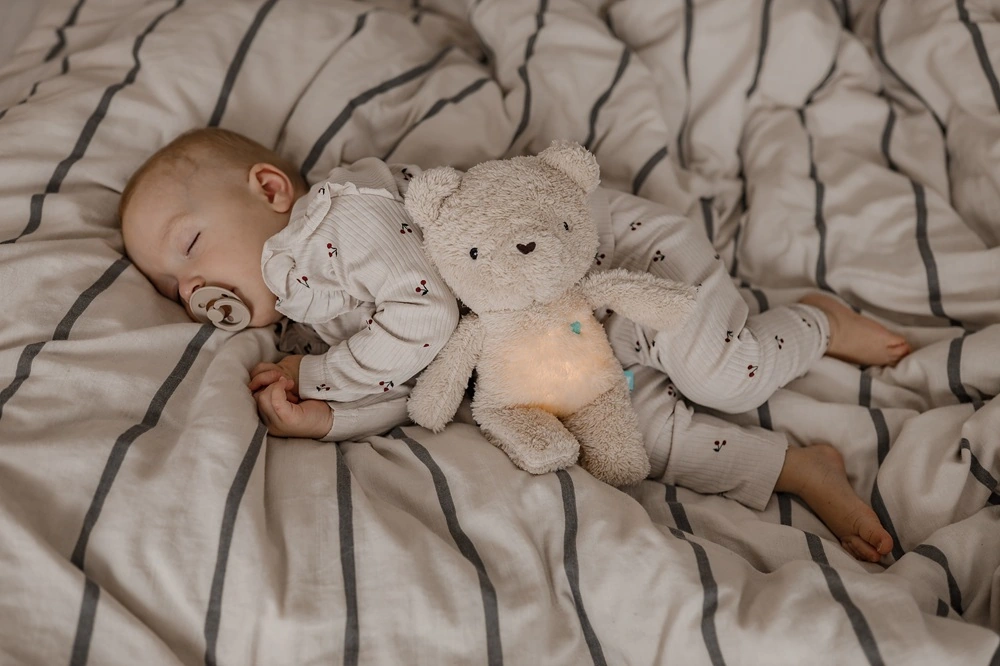 Le sommeil d'un nouveau-né vs. le sommeil d'un nourrisson plus âgé – comment les besoins de l'enfant évoluent-ils?