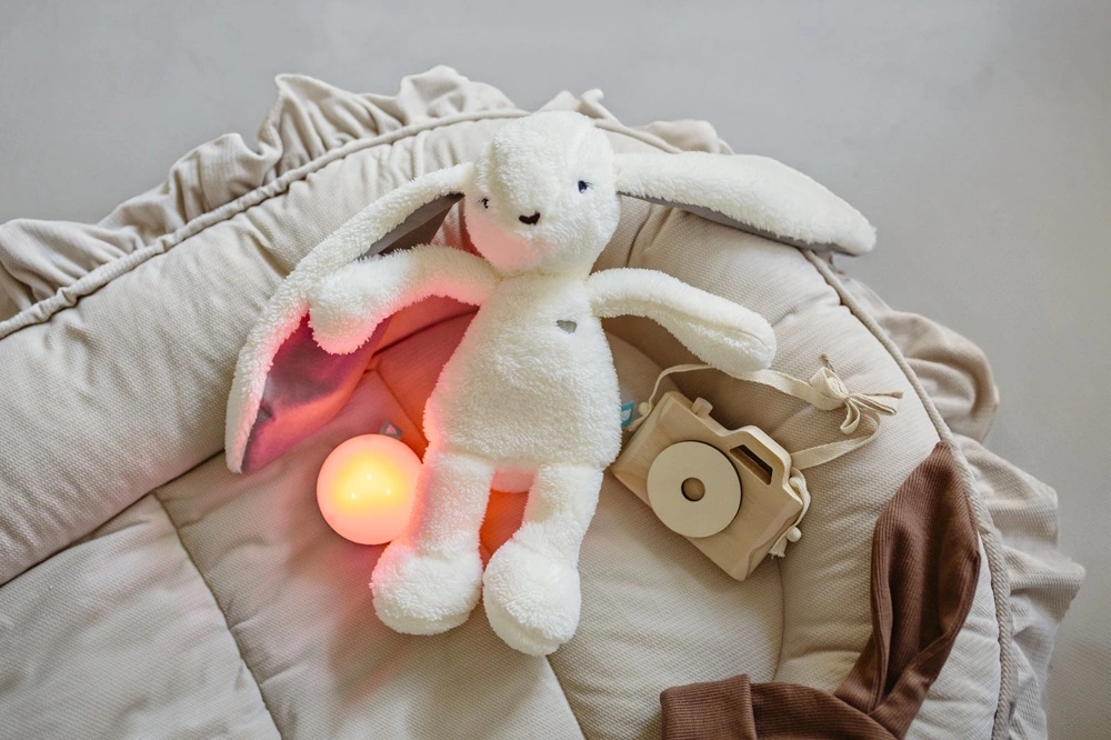 Un cadeau personnalisé pour bébé : un myHummy avec broderie du prénom